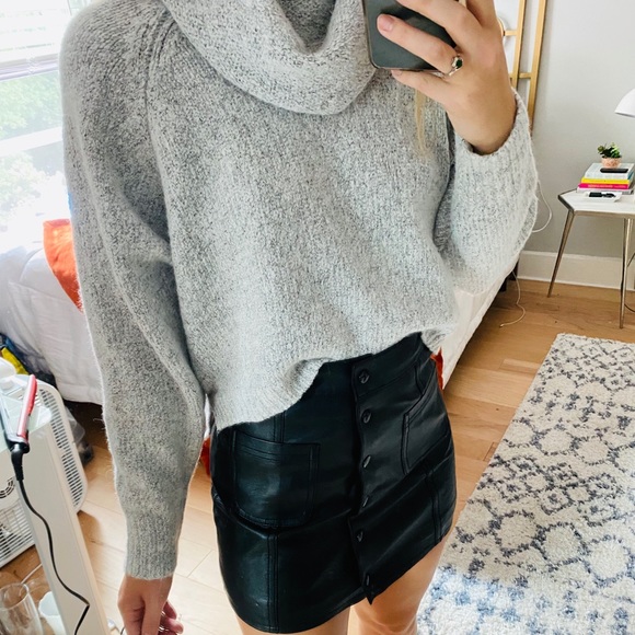 Faux Leather Button Up Skirt, size 2 - Picture 3 of 8